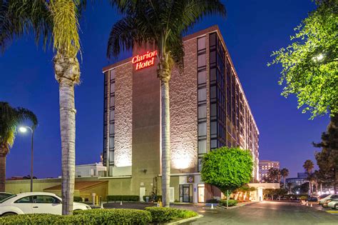 clarion hotel anaheim california.